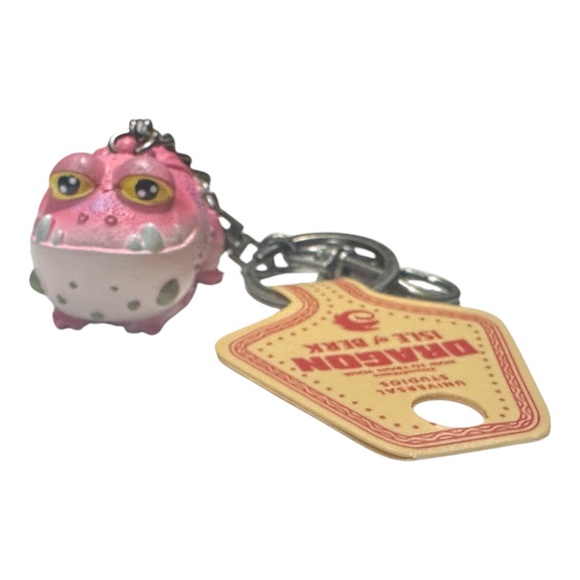Universal Epic Universe How to Train Your Dragon Pink Gronkle PVC Keychain - Picture 1 of 2